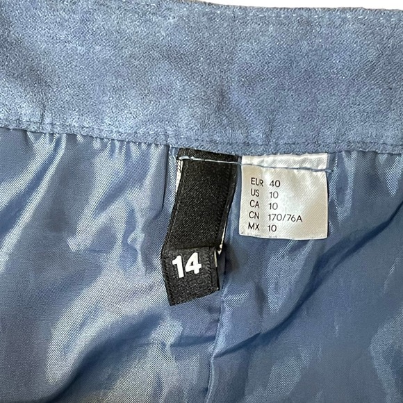 H&M Divided Faux Suede Blue Mini Skirt Plus Size Full Zip Lined Women Size 14 - Picture 6 of 8